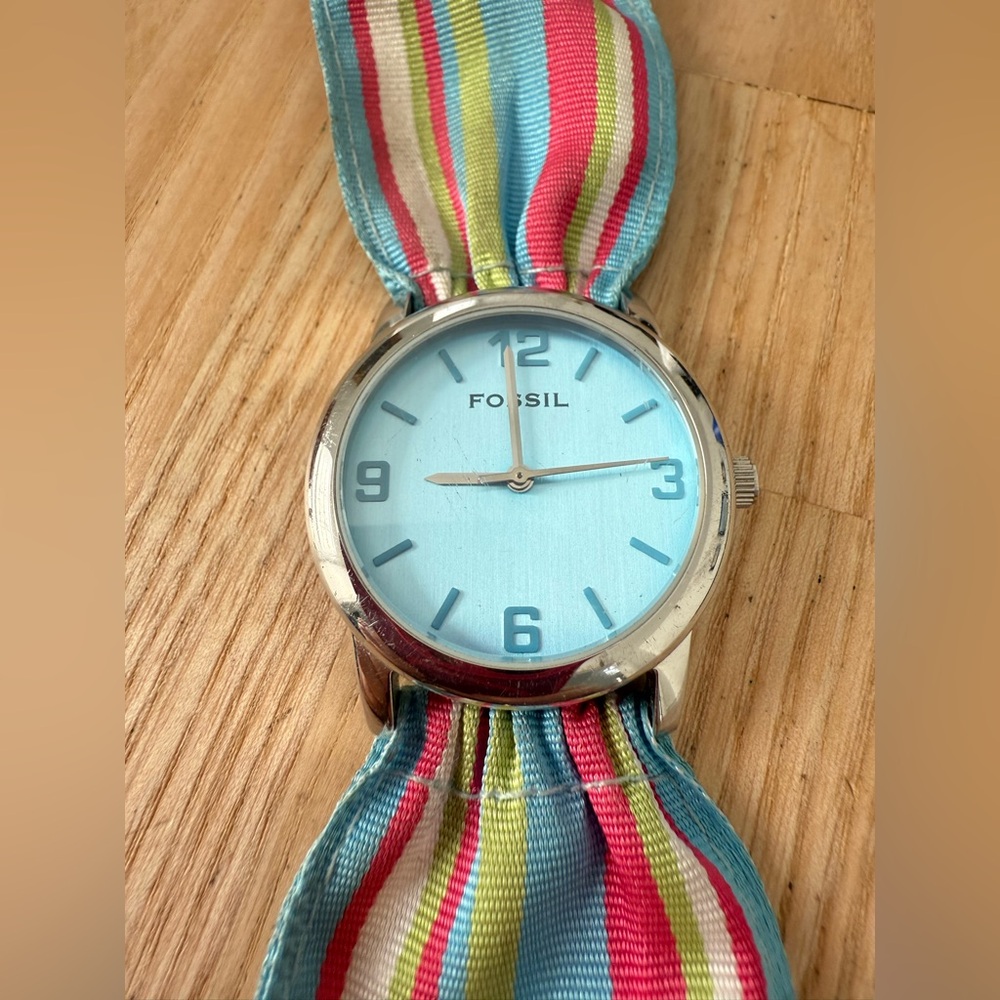 Fossil ladies colorful striped nylon ribbon strap watch NEW BATTERY